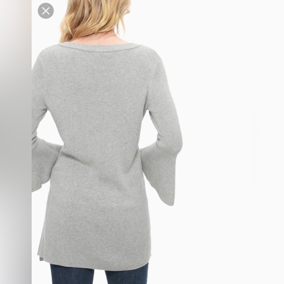 Splendid Gray Flare Sleeve V Neck Cashmere Blend Sweater Womens Small - Picture 3 of 8